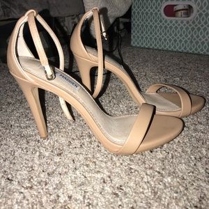 Steve Madden Nude Heels - Size 7
